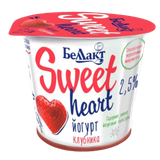 Йогурт «Sweet Heart» 2,5% клубника