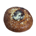 Булочка сдобная со сгущенкой