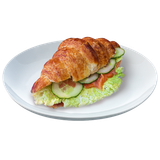 Круассан с красной рыбой и мягким сыром