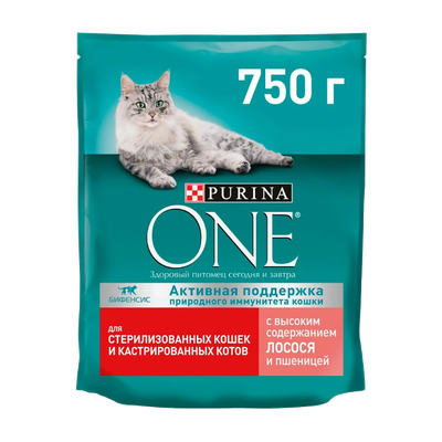 Корм для стерилизованных кошек и кастрированных котов «Purina One» с лососем и пшеницей