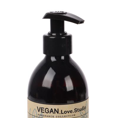Парфюмированное мыло для рук и тела VEGAN.Love.Studio Pepper, Amber, Neroli, 300мл 
