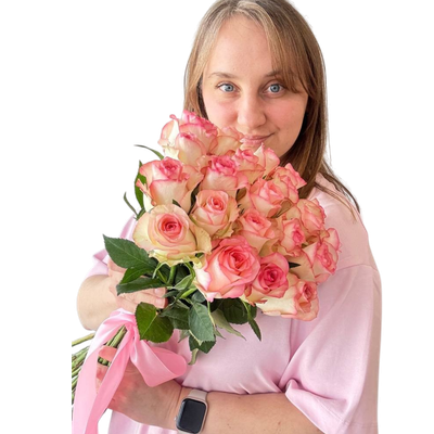 Бело-розовые розы 11штук