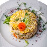 Салат овощной с грибами