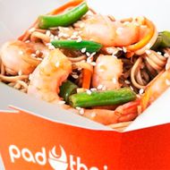 Морепродукты в кисло-сладком соусе с лапшой соба - Pad Thai Секрет